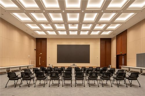 西岸國際會展中心竣工投用 卓越水岸再添璀璨地標(biāo)，華建集團(tuán)環(huán)境院匠心設(shè)計賦能會展新未來